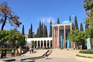 Tumba de Saadi en la ciudad de Shiraz