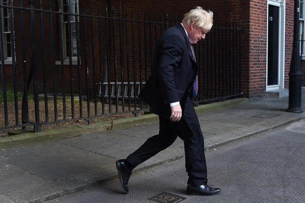 Ennesima battutaccia sul burqa, Boris Johnson nei guai: 
