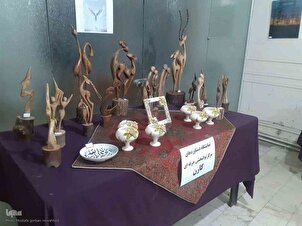 Ahar, Irán, acoge exposición de artesanías y obras de arte de personas con discapacidad
