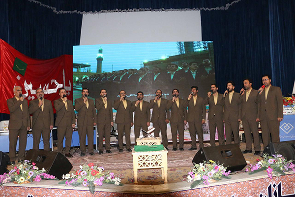 اجرای گروه تواشیح محمد رسول‌الله(ص) در همایش قرآن و سلامت + تصاویر