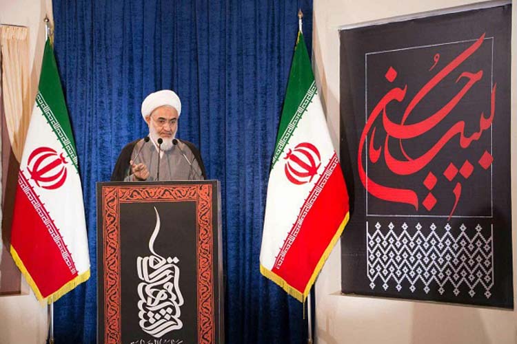 ايران اسلامی در دنیا در مقابل استکبار جهانی ایستاده&zwnj; است