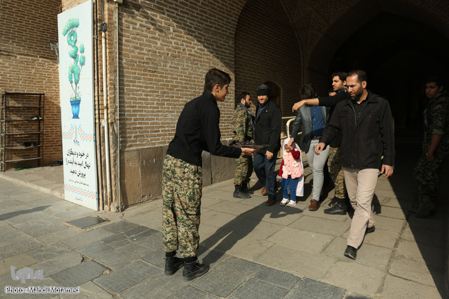خروش مردم قزوين در محكوميت ترور سردار سليمانی