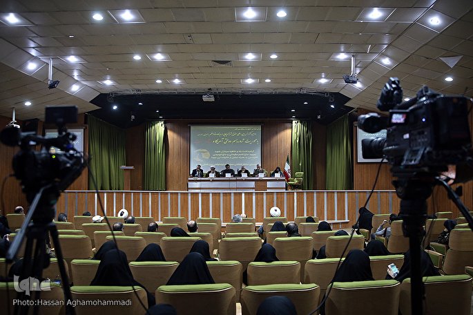 آیت‌الله جوادی آملی: بخش وسیعی از آیات مکی قرآن درباره حقوق بشر است/ پاک‌آئین: تأمین امنیت منطقه‌ای؛ نظریه سپهبد سلیمانی