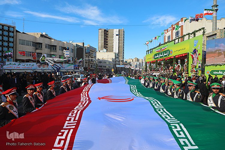 راهپیمایی یوم الله ۲۲ بهمن در تهران - 1