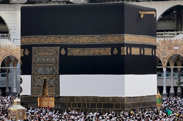 فیلم/ تعویض پرده کعبه