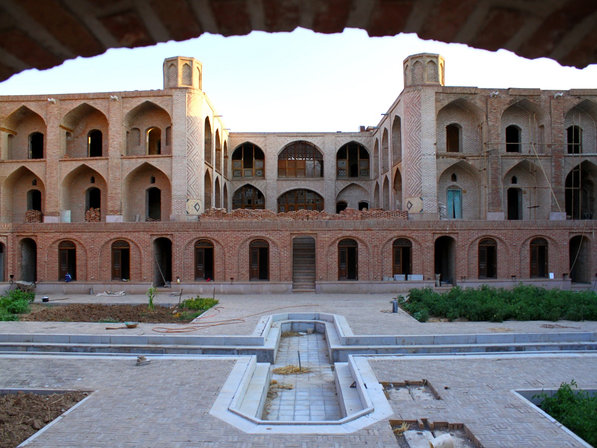 «ملامحمدصالح برغانی» برادر «شهيد ثالث» و بنيانگذار مدرسه «صالحيه» «ملامحمدصالح برغانی» برادر «شهيد ثالث» و بنيانگذار مدرسه «صالحيه»