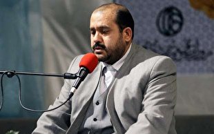 توصیف لحظات اقامه نماز در داخل کعبه + عکس و فیلم