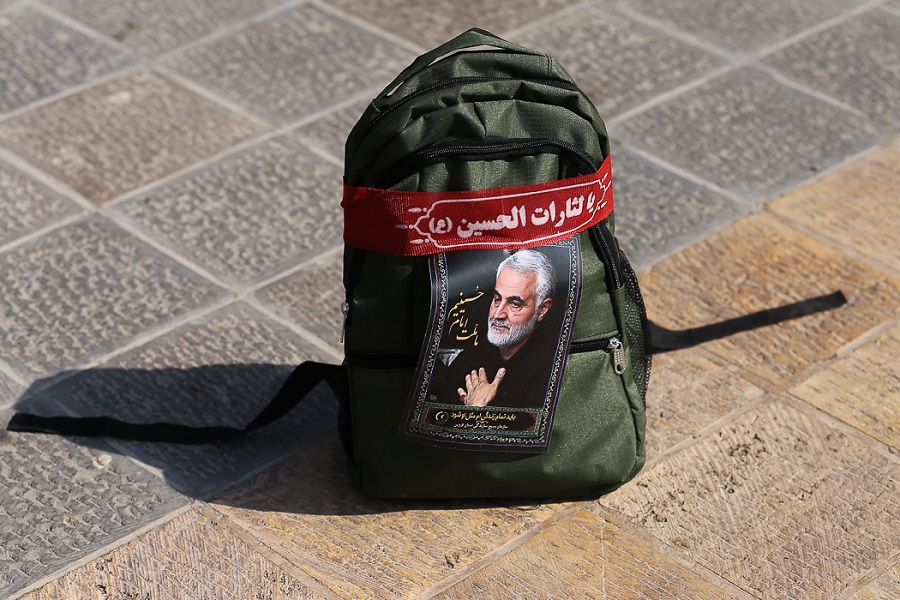 نهضت کمک مومنانه و توزیع لوازم التحریر بین دانش&zwnj;آموزان نیازمند قزوینی