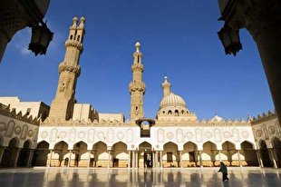 الازهر حمله به دو زن محجبه فرانسوی را محکوم کرد