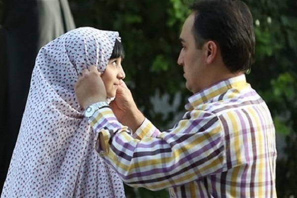 پدران و مادران آیینه رفتار دینی کودکان