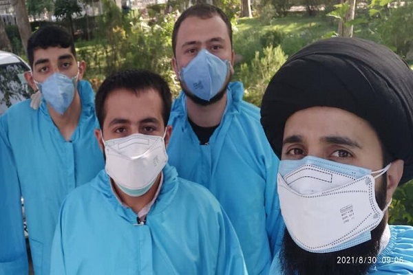 خدمت&zwnj; طلاب جهادی قزوین به بیماران کرونایی ادامه دارد