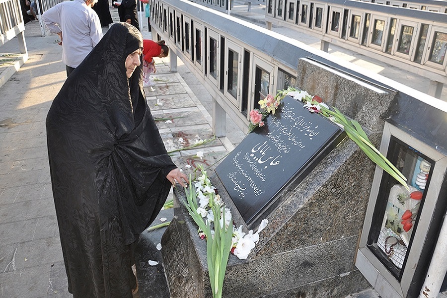 محفل انس با قرآن به نیابت از شهدا محفل انس با قرآن به نیابت از شهدا