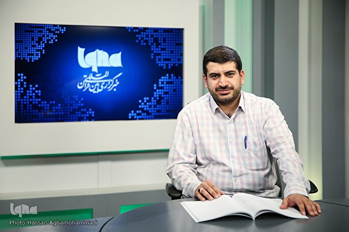 چگونه می‌توانیم قرآن را به عنوان کتاب برنامه بخوانیم + فیلم