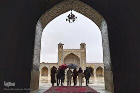 باران بهاری در مسجد تاریخی وکیل شیراز‎‎