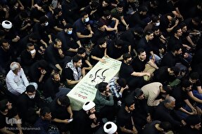 عکس | عزاداری شب نهم محرم در یادمان شهید علی هاشمی