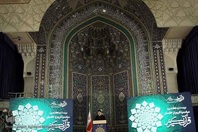 خادمان قرآنی سال 1402 معرفی شدند