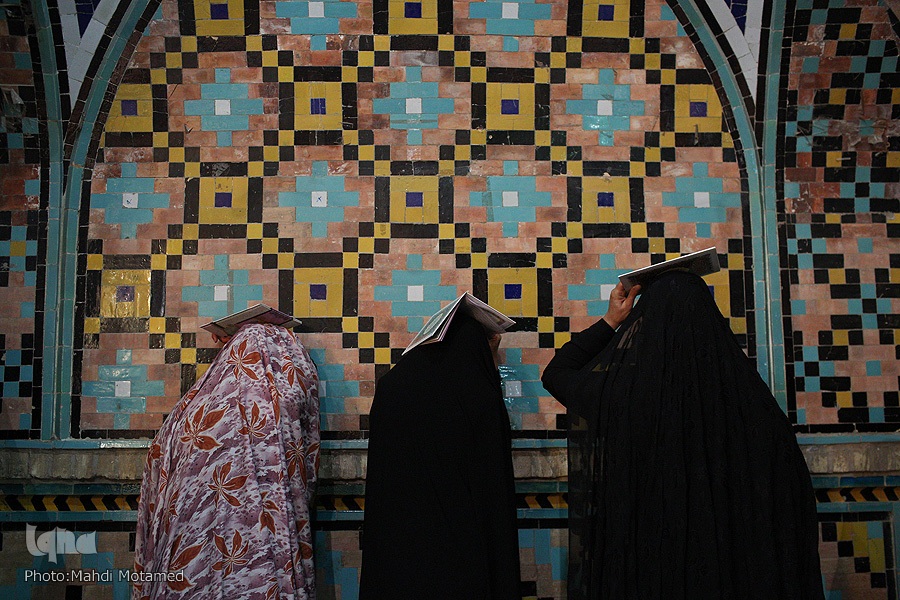 قرآن به سر گرفتن