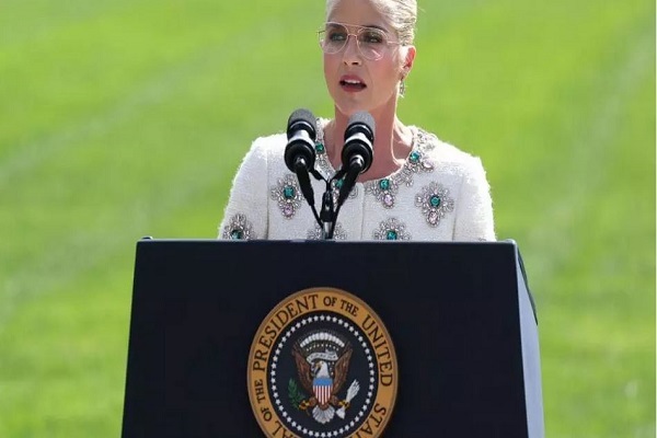 عذرخواهی بازیگر آمریکایی پس از توهین به مسلمانان