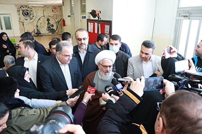 حضور مردم در انتخابات، نقشه‌های دشمن را نقشه بر آب می‌کند