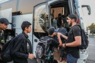 گردهمایی گروه‌های سرود ایرانی در کربلا و اجرای قطعه «حبیبی شکرا»