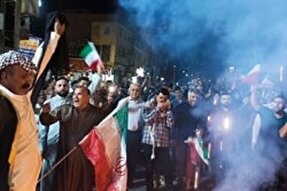 تجمع مردم کرج در حمایت از اقدام سپاه