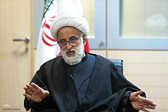 فیلم | سنت در «تفسیر تسنیم» ضمیمه قرآن شد