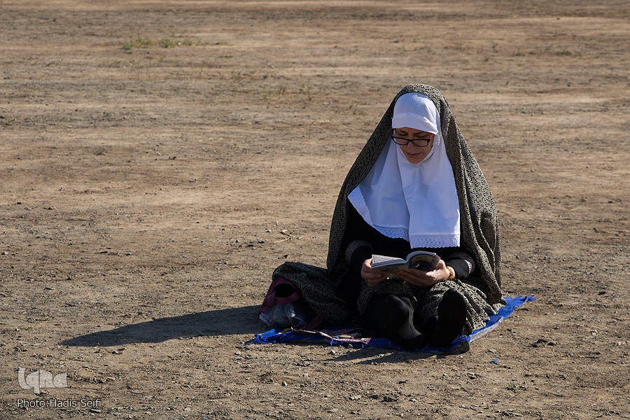 نمازگزار نمازگزار