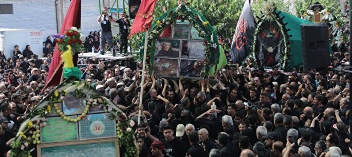 جلوه‌هایی از شور حسینی در نخل‌گردانی سمنان