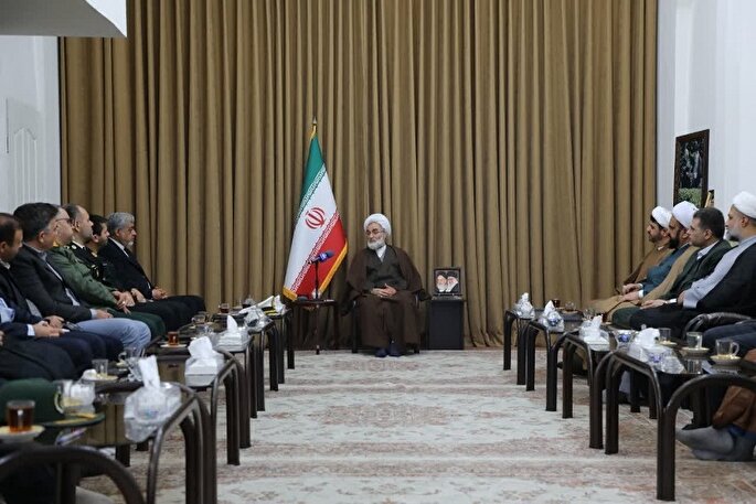 ایام‌الله ۸ و ۹ دی نماد بصیرت و وحدت ملی است