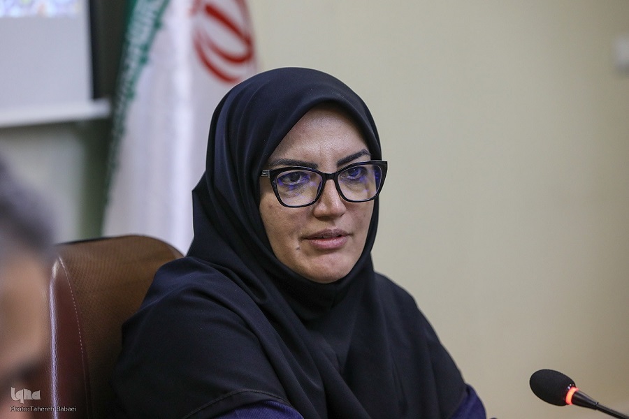 آزاده نظربلند دبیرکل نهاد کتابخانه‌های عمومی کشور