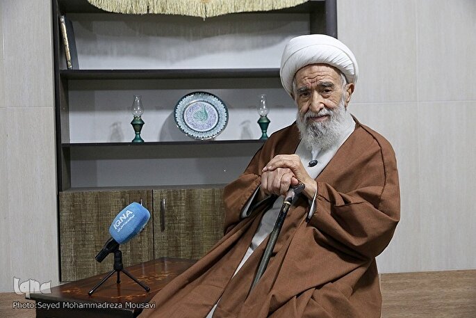 تعلیم و تربیت انسان ارزشمندترین خدمت فرهنگی است