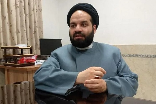 تولیدات نمایشی باید نسل جوان را جذب کند