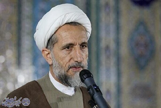 اربعین همایشی میلیونی در ادامه نهضت حسینی است