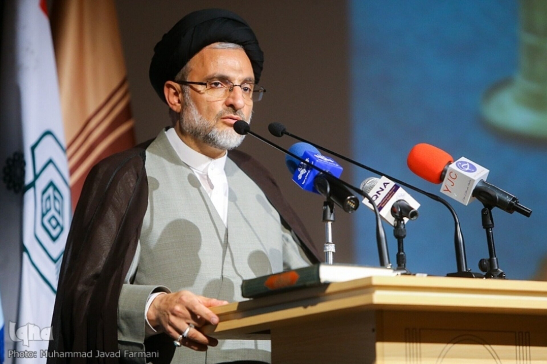 نخبگان نظام مسائل ایران را شناسایی و برای حل آن برنامه‌ریزی کنند