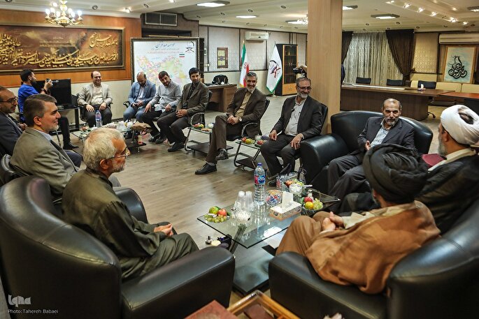 نخستین شاگرد خود باش تا معلمی ناب شوی