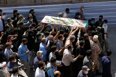 تشییع شهید بسیجی امیرحسین علیخانی در قزوین