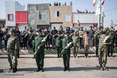 تشییع و خاکسپاری شهید «زکریا شیری» در شهر اقبالیه استان قزوین‎