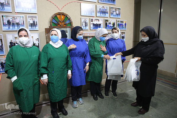 تقدیر از کادر درمان به همت بسیج رسانه قزوین‎‎