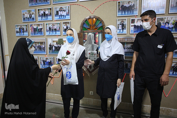 تقدیر از کادر درمان به همت بسیج رسانه قزوین‎‎