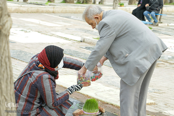 زیارت اهل قبور در آخرین پنجشنبه سال در قزوین‎‎