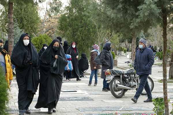 زیارت اهل قبور در آخرین پنجشنبه سال در قزوین‎‎