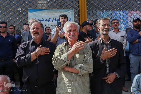 مراسم تشییع و خاکسپاری پیکر استاد محمدعلى کریم خانى، ذاکر و مداح اهل بیت (ع) در شهر نرجه از توابع شهرستان تاکستان