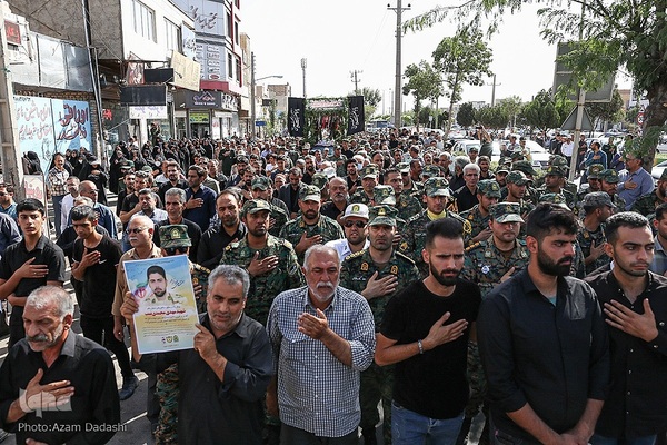 مراسم تشییع پیکر مرزبان شهید ستوان‌یکم مهدی محمدی‌نسب در قزوین