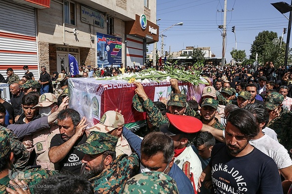 مراسم تشییع پیکر مرزبان شهید ستوان‌یکم مهدی محمدی‌نسب در قزوین