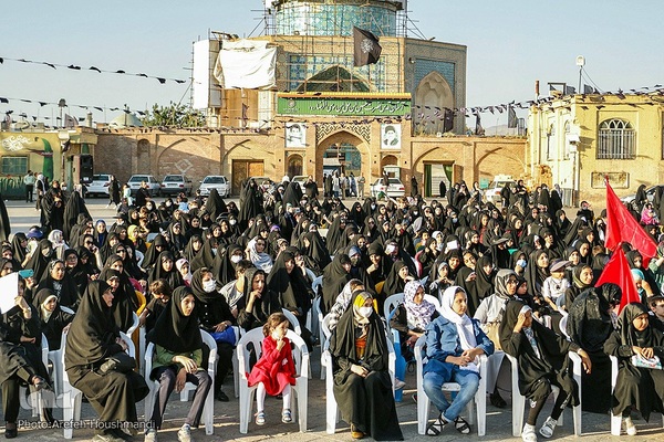 اجتماع پر شور دختران نوجوان در گلزار شهدای قزوین‎‎