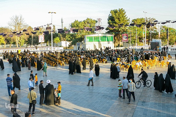 اجتماع پر شور دختران نوجوان در گلزار شهدای قزوین‎‎