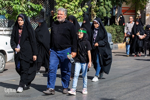آیین پیاده‌روی جاماندگان اربعین حسینی در قزوین