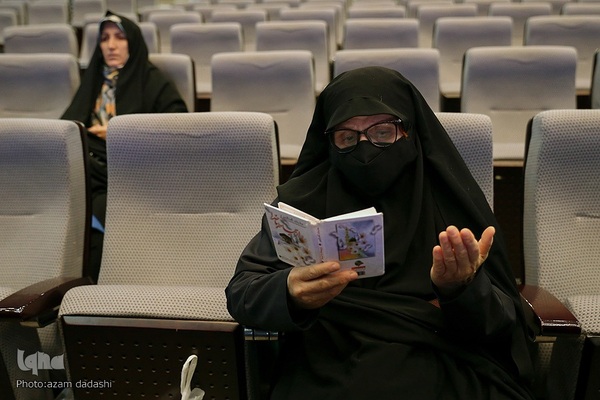 رقابت بانوان در رشته دعاخوانی