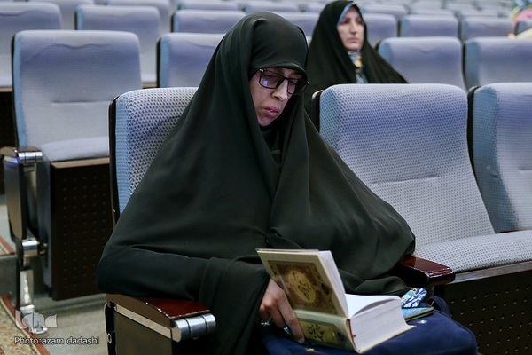 رقابت بانوان در رشته دعاخوانی