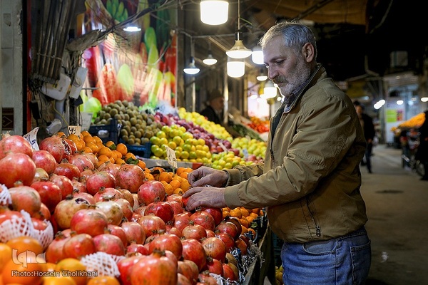 بازار شب یلدا در قزوین